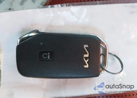 2022 Kia K5 Gt-Line из США, поврежденный, VIN 5XXG64J27NG158474